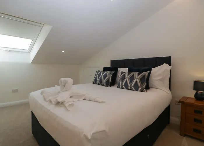 Hidden Well * Bristol