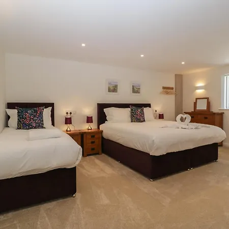 Hidden Well בית נופש בריסטול